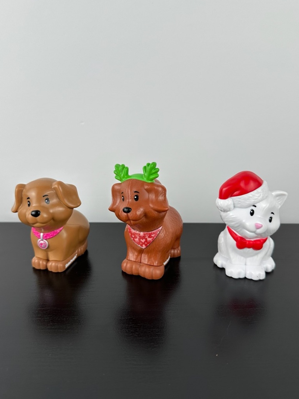 Fisher Price Little People Lot of 3 Pets Reindeer Dog Santa Cat Puppy Figurines